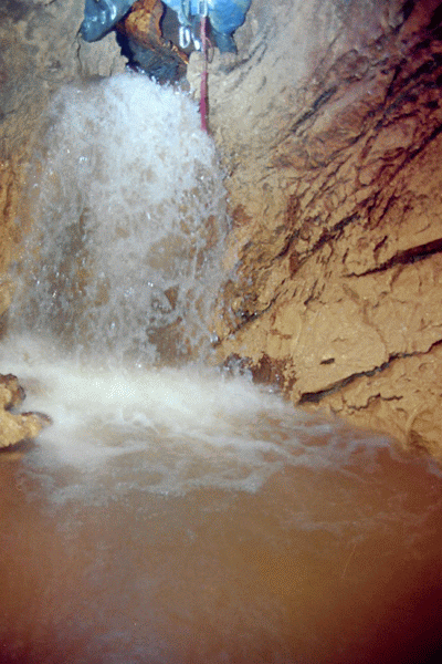 Scufundare in Pestera Ciclovina