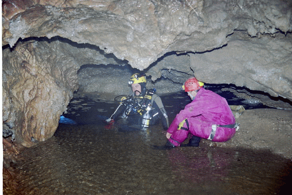 Scufundare in Pestera Ciclovina